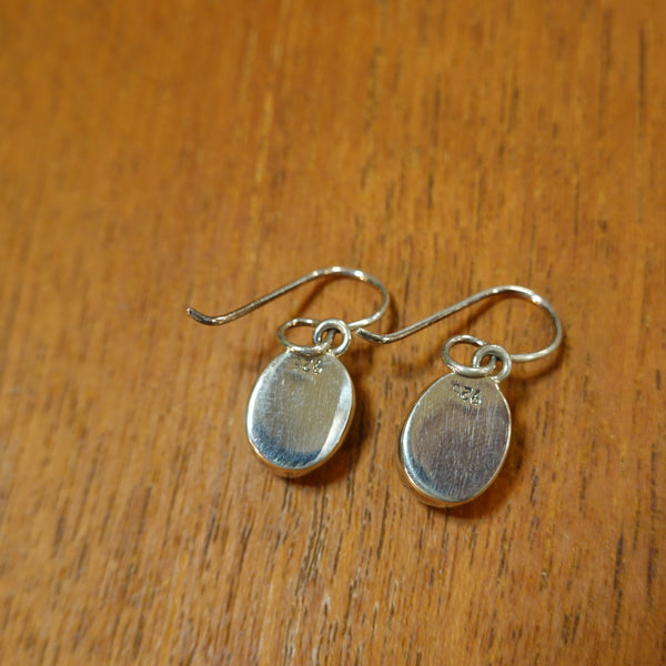 【新品】ピアス  シルバー スウェディッシュブルー アクセサリー ジュエリー スウェーデン Swedish Blue Plain Earrings MediumBlue Sweden