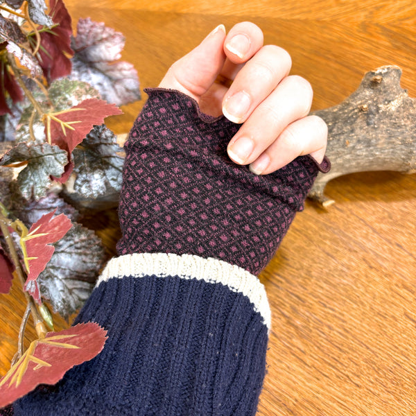リストウォーマー  ウール 紫 Purple  スウェーデン エドゥルスドッター Small ruter black swiss Edursdotter wool sweden wrist warmers
