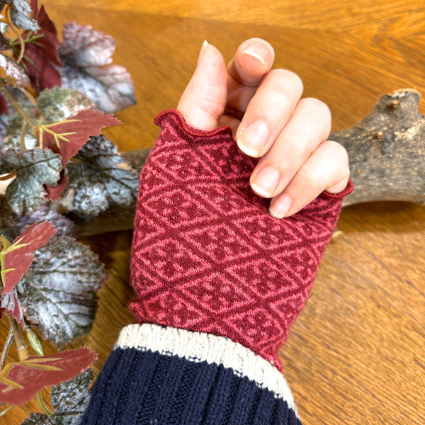 リストウォーマー  ウール 赤 red  スウェーデン エドゥルスドッター Revenna red Edursdotter wool sweden wrist warmers