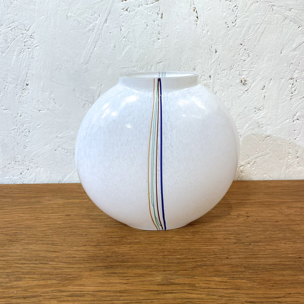 フラワーベース 花瓶 ガラス ホワイト White コスタボダ KOSTABODA Bertil Valien 北欧 ヴィンテージ スウェーデン Sweden