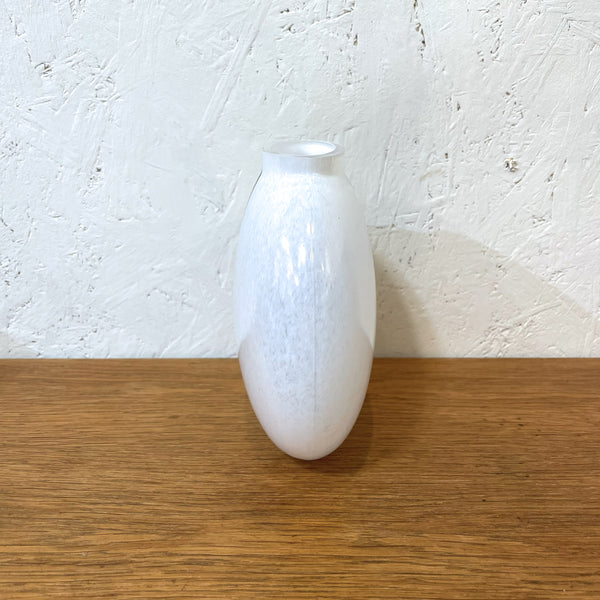 フラワーベース 花瓶 ガラス ホワイト White コスタボダ KOSTABODA Bertil Valien 北欧 ヴィンテージ スウェーデン Sweden