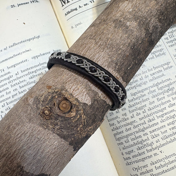 サーミ ブレスレットSINO 黒 black ハンドメイド 北欧 スウェーデン アクセサリー SAMI Sweden