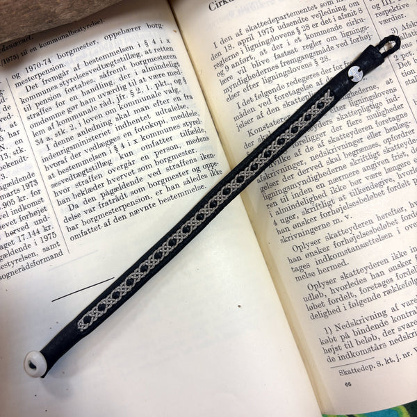 サーミ ブレスレット SNO black 黒 ハンドメイド 北欧 スウェーデン アクセサリー SAMI Sweden