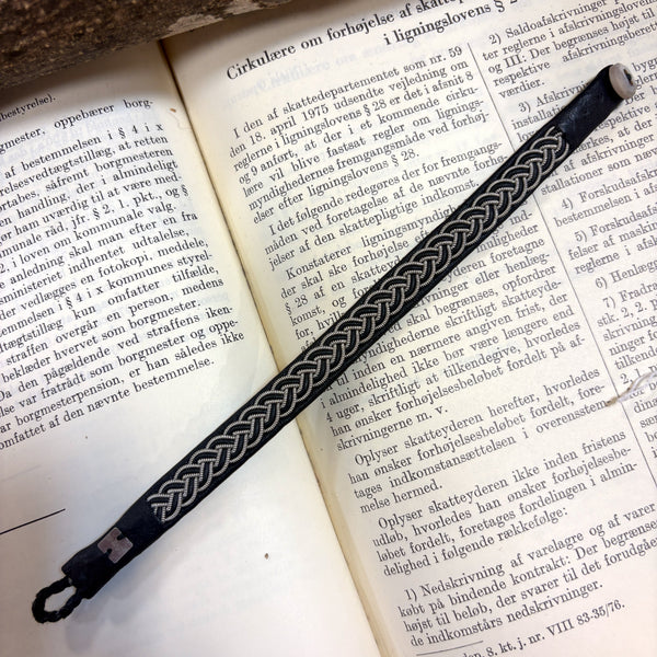 サーミ ブレスレット SKOG black 黒 ハンドメイド 北欧 スウェーデン アクセサリー SAMI Sweden