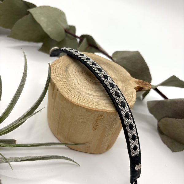 サーミ ブレスレット Nikolai Black 黒 ハンドメイド 北欧 スウェーデン アクセサリー SAMI Sweden