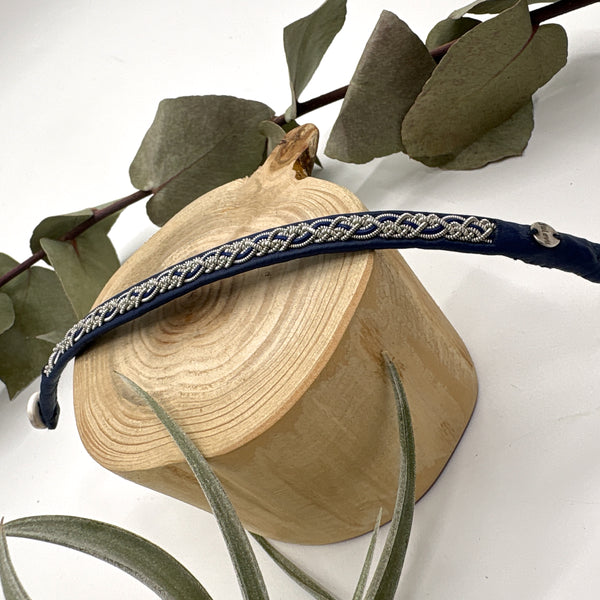 サーミ ブレスレット Svea Blue 青 ハンドメイド 北欧 スウェーデン アクセサリー SAMI Sweden
