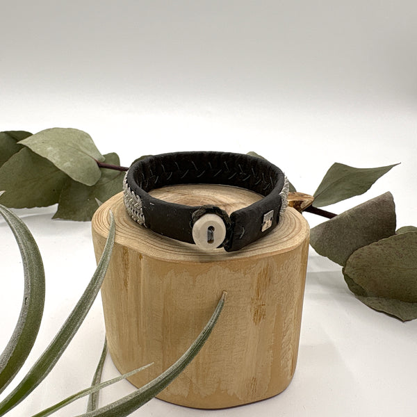 サーミ ブレスレット Celina Black 黒 ハンドメイド 北欧 スウェーデン アクセサリー SAMI Sweden
