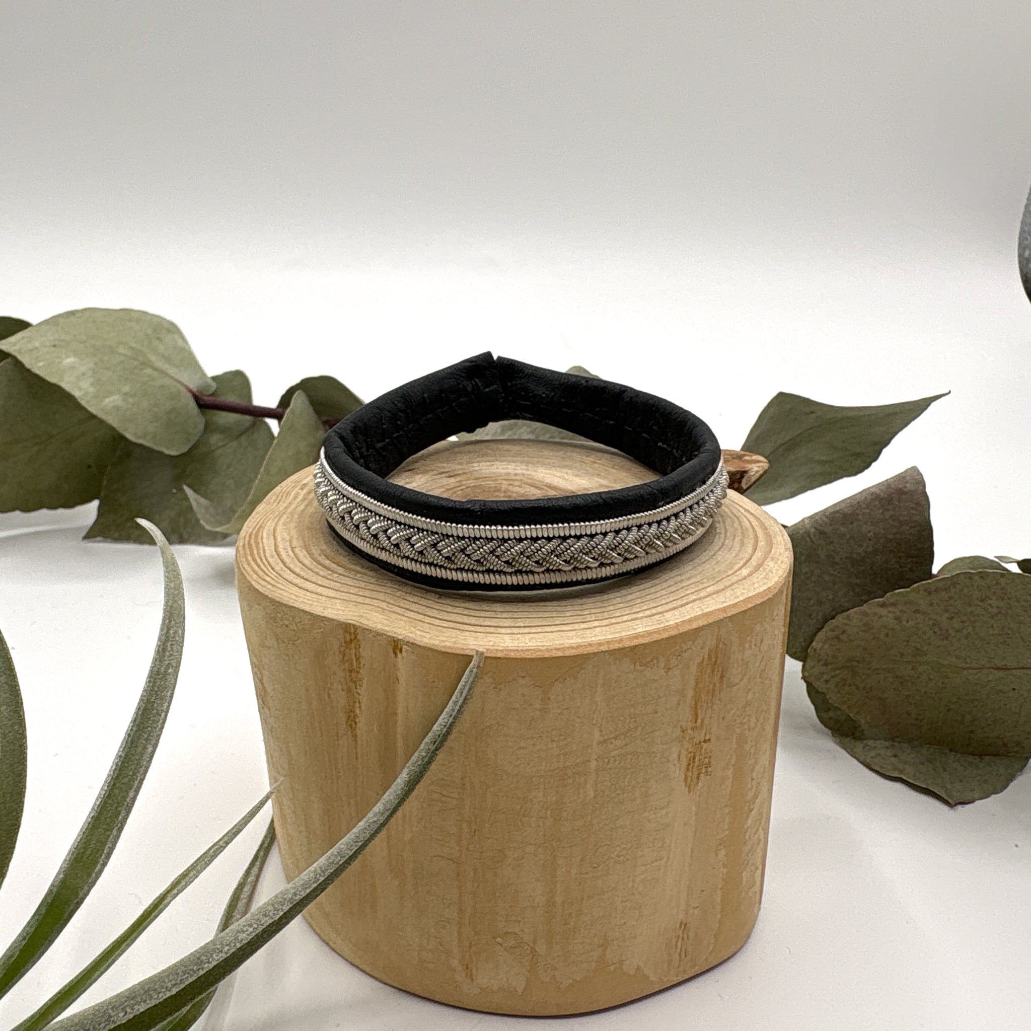 サーミ ブレスレット Special Black 黒  ハンドメイド 北欧 スウェーデン アクセサリー SAMI Sweden