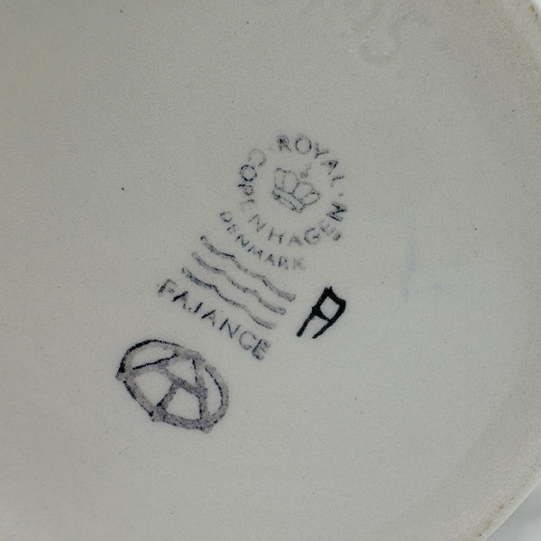 ロイヤルコペンハーゲン イヤーマグ コーヒーマグ Sサイズ 1976年 北欧 ヴィンテージ デンマーク Royal copenhagen Anne Marie Trolle