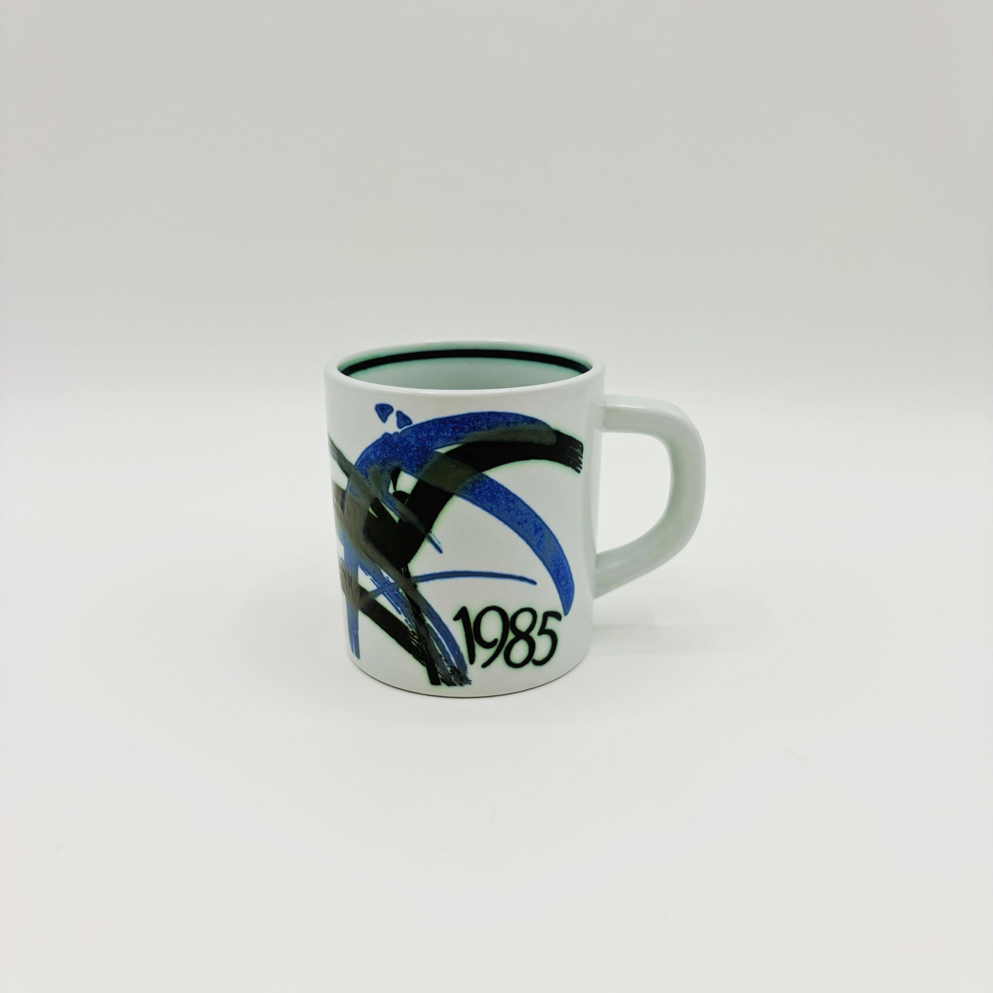 ロイヤルコペンハーゲン イヤーマグ コーヒーマグ Sサイズ 1985年 北欧 ヴィンテージ デンマーク Royal copenhagen Anne Marie Trolle
