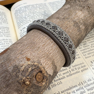 サーミ ブレスレット GLANTA gray グレー ハンドメイド 北欧 スウェーデン アクセサリー SAMI Sweden