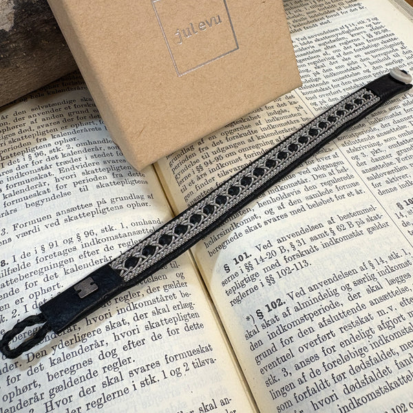 サーミ ブレスレット GLANTA Black 黒 ハンドメイド 北欧 スウェーデン アクセサリー SAMI Sweden
