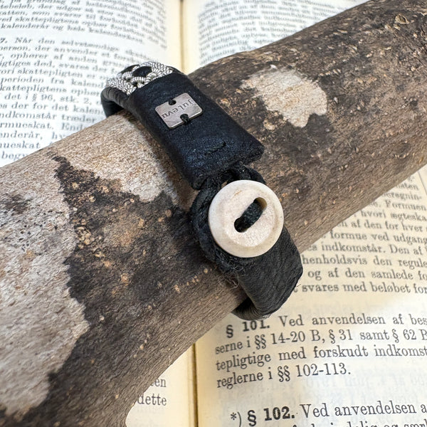 サーミ ブレスレット GLANTA Black 黒 ハンドメイド 北欧 スウェーデン アクセサリー SAMI Sweden