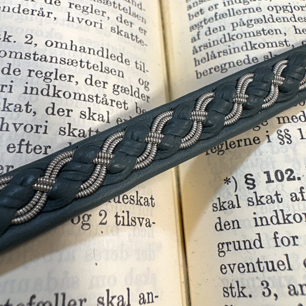 サーミ ブレスレット Alex Fiall ライトブルー ハンドメイド 北欧 スウェーデン アクセサリー SAMI Sweden