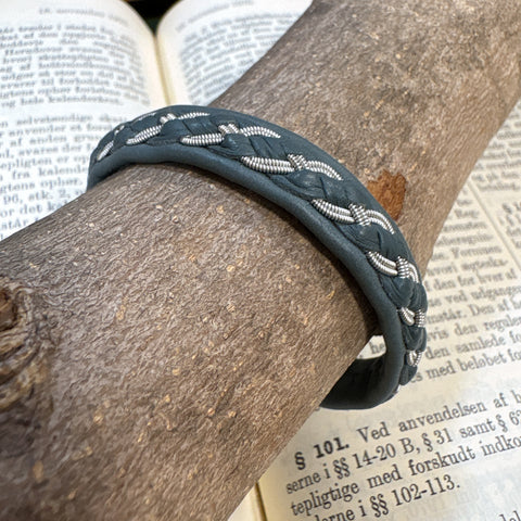 サーミ ブレスレット Alex Fiall ライトブルー ハンドメイド 北欧 スウェーデン アクセサリー SAMI Sweden
