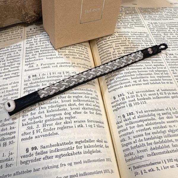 サーミ ブレスレット KUST Black 黒 ハンドメイド 北欧 スウェーデン アクセサリー SAMI Sweden