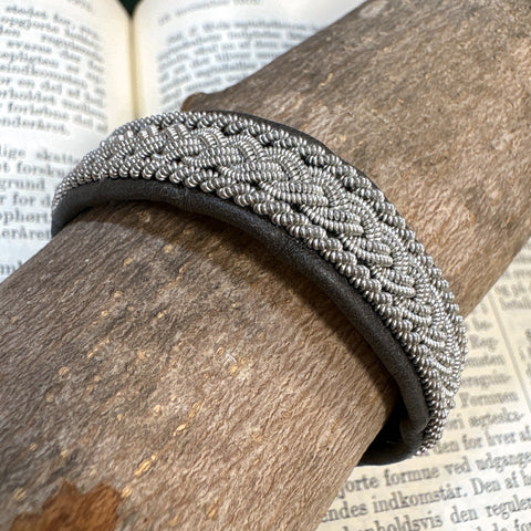 サーミ ブレスレット SYBYLLA special Black 黒 ハンドメイド 北欧 スウェーデン アクセサリー SAMI Sweden