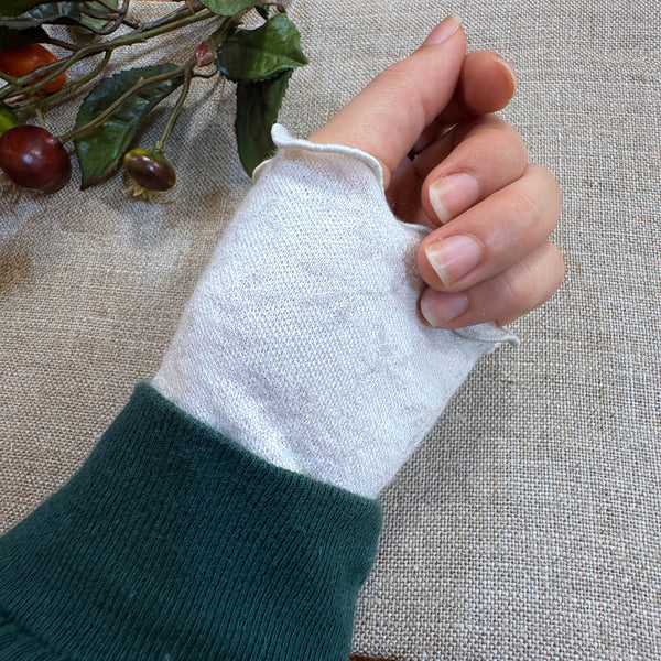 リストウォーマー  ウール ホワイト white スウェーデン エドゥルスドッター  Dots Light Edursdotter wool sweden wrist warmers