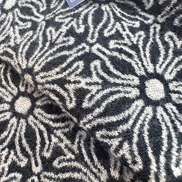 リストウォーマー  ウール 黒 black スウェーデン エドゥルスドッター Flower black beige Edursdotter wool sweden wrist warmers