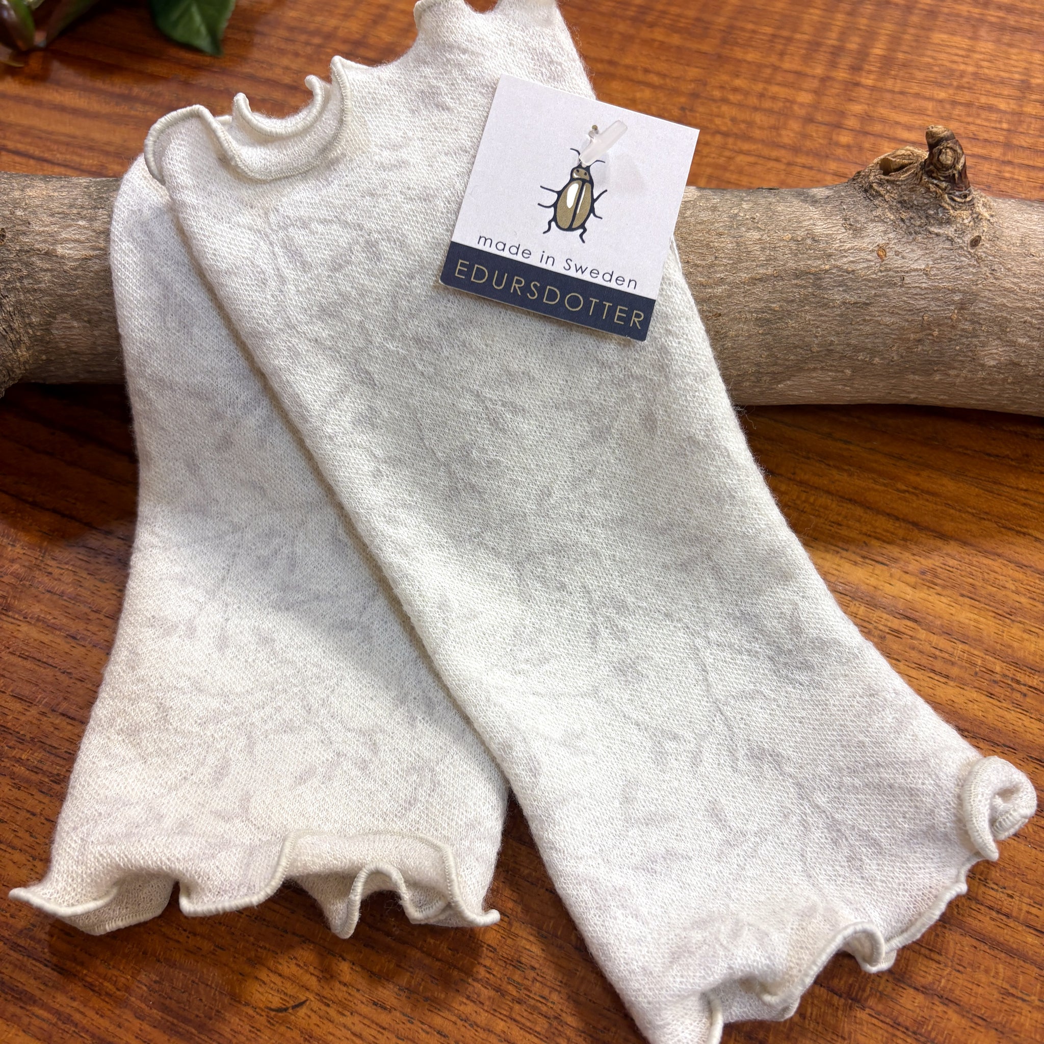 リストウォーマー  ウール ホワイト white スウェーデン エドゥルスドッター  Dots Light Edursdotter wool sweden wrist warmers