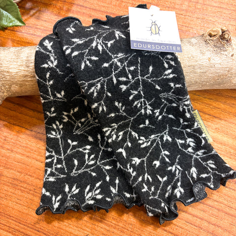 リストウォーマー  ウール 黒 black スウェーデン エドゥルスドッター grass black and white Edursdotter wool sweden wrist warmers