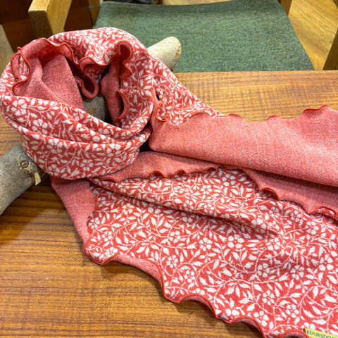 マフラー  ウール 赤 red スウェーデン エドゥルスドッター revinca teal Edursdotter wool sweden scarf