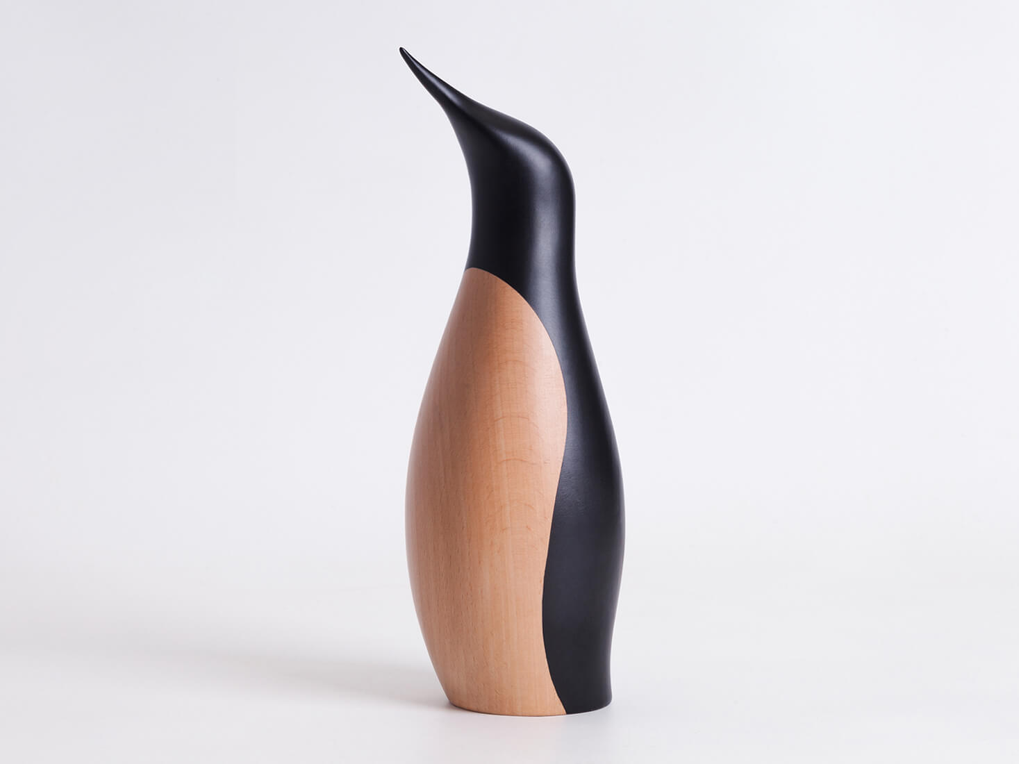 ARCHITECTMADE PENGUIN SMALL Hans Bunde（アーキテクトメイド ペンギン スモール）デンマーク　